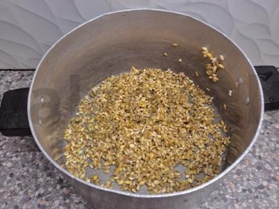 Vištienos sūrytas sriuba su marinuotais pomidorais Žingsnis 2