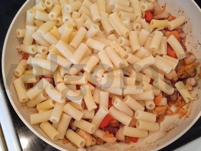 Makaronai su jūros gėrybėmis pietums Žingsnis 5