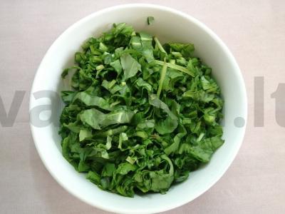 Špinatų sriuba su kiaušinių makaronais Žingsnis 3