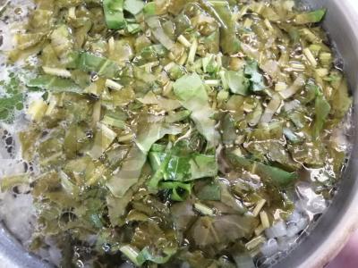 Špinatų sriuba su kiaušinių makaronais Žingsnis 8