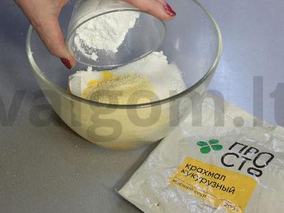 Sūrio pyragėliai su abrikosų įdaru ir aviečių kurdu Žingsnis 5