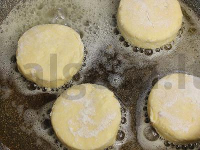 Sūrio pyragėliai su abrikosų įdaru ir aviečių kurdu Žingsnis 12