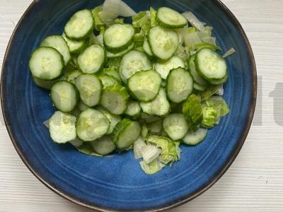 Salotas „Žalias“ su mocarela ir kiaušiniu Žingsnis 2