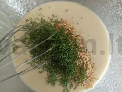 Blynai su keptu sezamu ir krapais Žingsnis 3