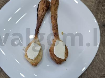 Valgomos šaukšteliai iš tešlos su sviestu ir upėtakiu Žingsnis 4