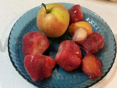 Braškinių kompotas su šaltalankėmis Žingsnis 1