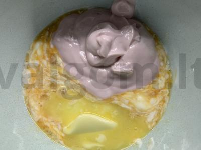 Jogurtiniai keksiukai su sviestu Žingsnis 2