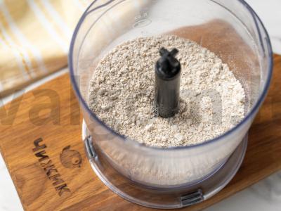 Minkšti avižiniai batonėliai su braškėmis Žingsnis 3