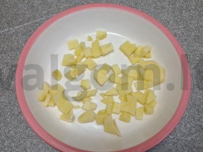 Daržovių, rizonių ir kiaušinio sriuba Žingsnis 1