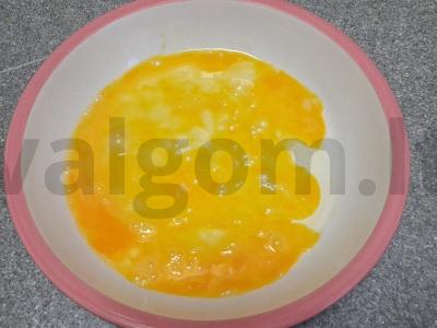 Daržovių, rizonių ir kiaušinio sriuba Žingsnis 4