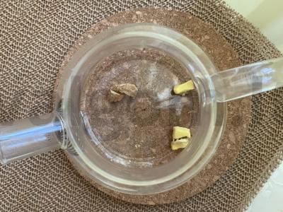 Mėlynojo aguonų arbata su apelsinu ir imbieru Žingsnis 1