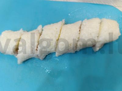 Onigiri su pomidorais ir avokadu Žingsnis 6