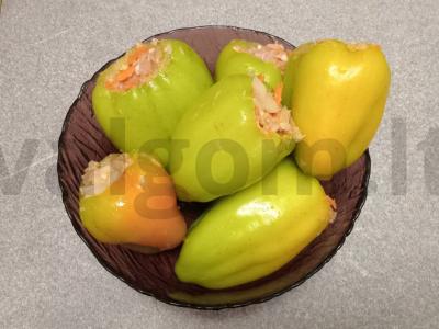 Paprikos su vištienos faršu, bulguru ir ryžiais Žingsnis 7