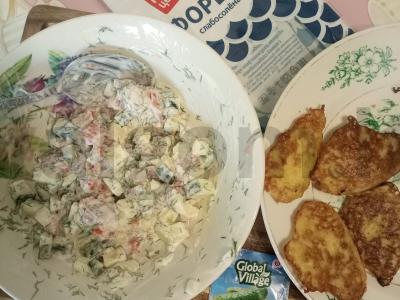 Užkandis iš upėtakio ir agurkų ant bulvinių blynelių Žingsnis 6