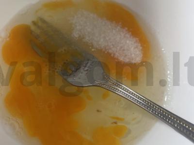 Bananų blynai pusryčiams Žingsnis 1