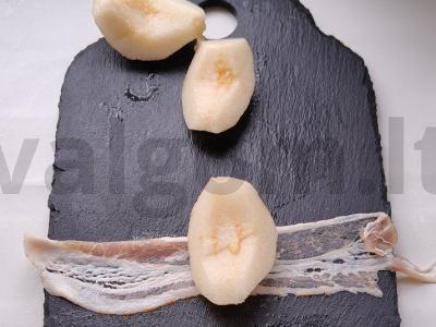 Kriaušių kanapė su bekonu ir mocarela Žingsnis 2