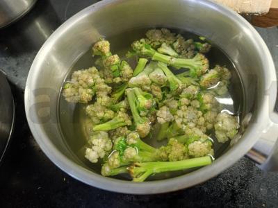 Žiedinė kopūstai tešloje Žingsnis 1