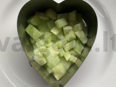 Salotos su tunu, kiaušiniais ir varškės sūriu Žingsnis 2