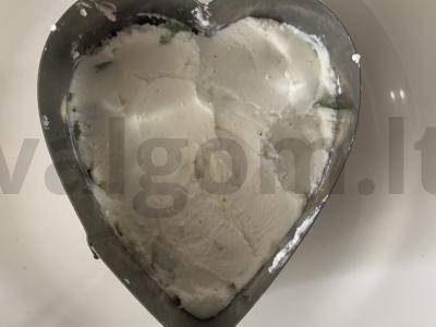 Salotos su tunu, kiaušiniais ir varškės sūriu Žingsnis 4