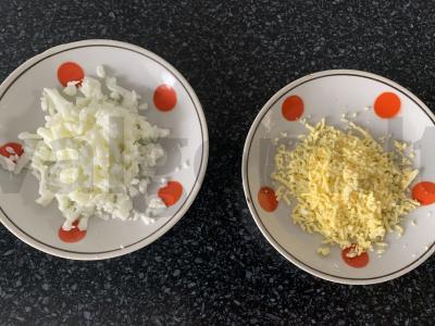 Salotos su tunu, kiaušiniais ir varškės sūriu Žingsnis 7