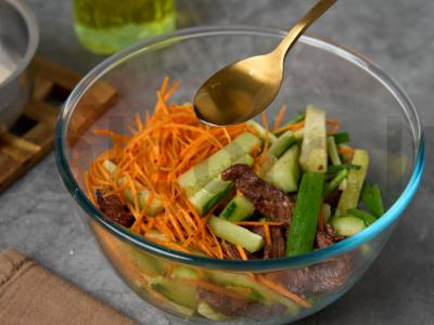 Salotos su jautiena azijietišku stiliumi Žingsnis 4