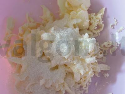 Žiedai su riešutais ir razinomis per 25 minutes Žingsnis 2