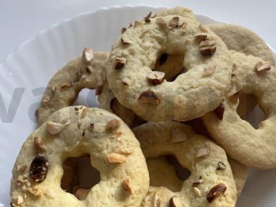 Žiedai su riešutais ir razinomis per 25 minutes Žingsnis 8