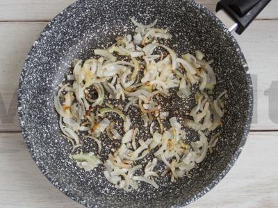 Žuvies troškinys su alyvuogėmis Žingsnis 1