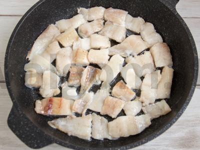 Žuvies troškinys su alyvuogėmis Žingsnis 3