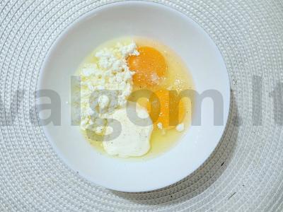 Švelnus varškės omletas su pupelėmis Žingsnis 2