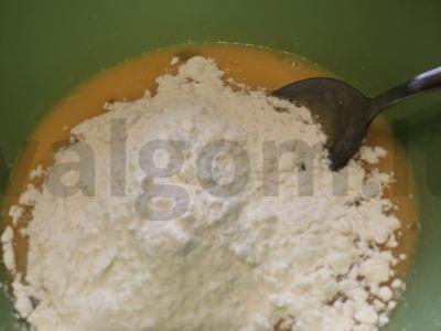 Pyragas su sėklomis per 35 minutes Žingsnis 3