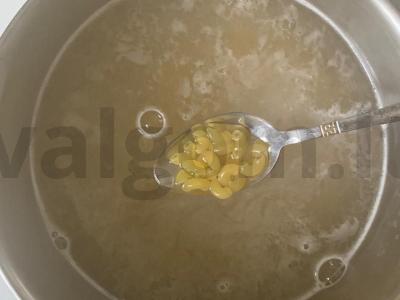 Makaronai su sūriu Žingsnis 1