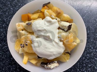 Vaisių salotos su varškės kremu ir sūreliu Žingsnis 5