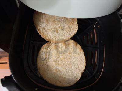 Namų burgeriai su sultingomis kotletomis Žingsnis 6