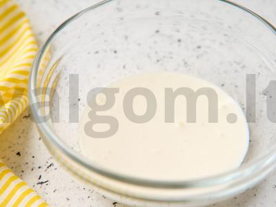 Sūrio blynai su grietinės padažu Žingsnis 3