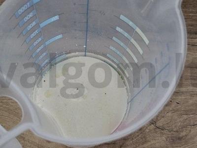 Ažūriniai blynai su braškių pieno kokteiliu Žingsnis 1