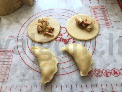 Obuolių ir cinamono pyragėliai Žingsnis 7