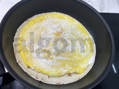 Greitas tortilijų pusryčių receptas per 10 minučių Žingsnis 6