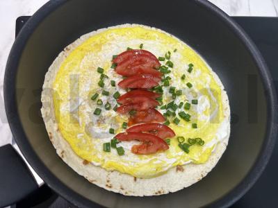 Greitas tortilijų pusryčių receptas per 10 minučių Žingsnis 8