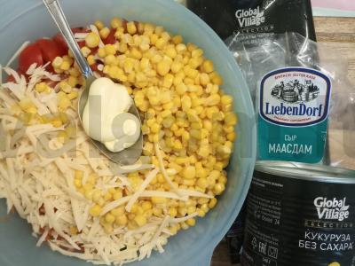 Salotos su kukurūzais ir korėjietiška morkų salotomis per 15 minučių Žingsnis 3