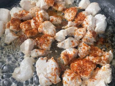 Vištienos gabaliukai su prieskoniais ir žolelėmis Žingsnis 5