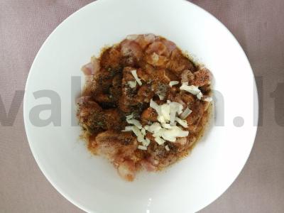 Vištienos ritinys su žaliąja pupelių želė Žingsnis 4