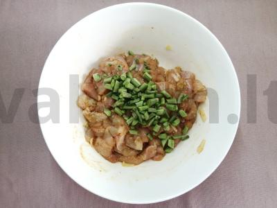 Vištienos ritinys su žaliąja pupelių želė Žingsnis 6