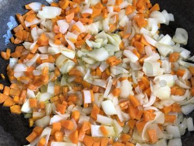 Kiaulienos kaklas su prieskonių padažu Žingsnis 2