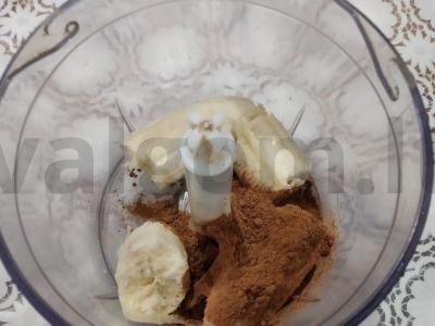 Bananų šerbetas su žemės riešutais Žingsnis 1