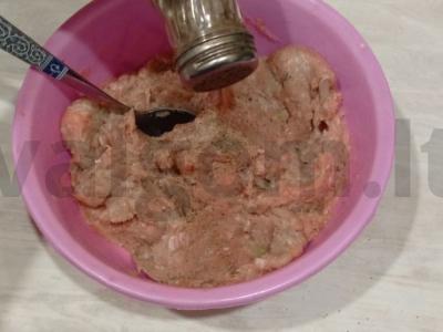 Makaronai-nestai su mėsos kotletais pomidorų padaže Žingsnis 3