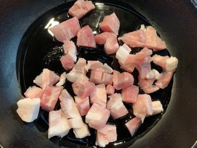 Plovas su ciberžole puode Žingsnis 1