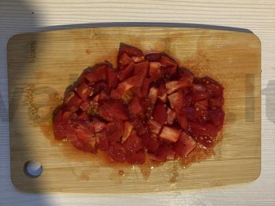 Vištiena su bulvėmis ir daržovėmis keptuvėje Žingsnis 12