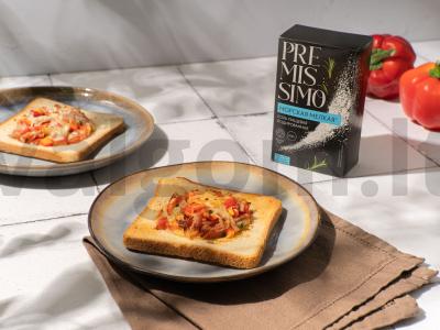 Kiaušinių tostai su sūriu oro grilyje pagrindine nuotrauka