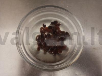 Vaisių desertas su morkomis, mangais ir obuoliu Žingsnis 1